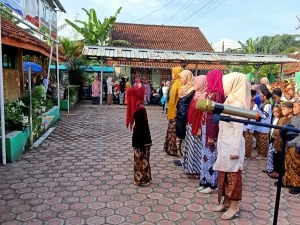 SDN Grobog Wetan 01 - Hari Kartini - Upacara Hari Kartini